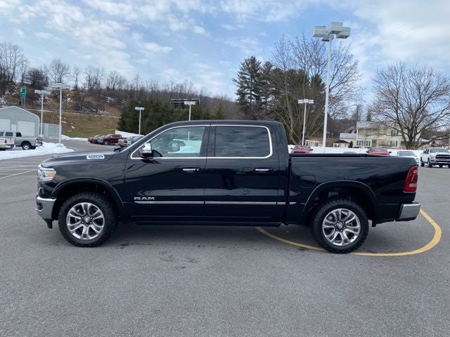 2022 RAM 1500 Limited Crew Cab 4x4 5'7' Box