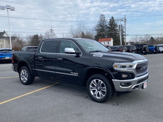2022 RAM 1500 Limited Crew Cab 4x4 5'7' Box