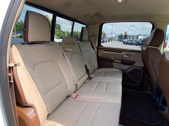 2020 RAM 1500 Laramie Crew Cab 4x4 5'7' Box