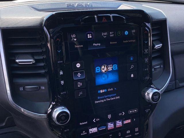 2023 RAM 1500 Laramie Crew Cab 4x4 5'7' Box