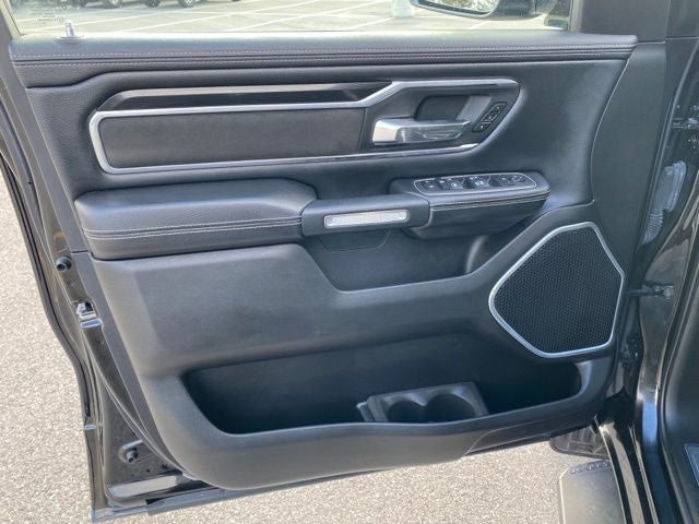 2022 RAM 1500 Laramie Crew Cab 4x4 5'7' Box