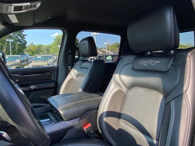 2022 RAM 1500 Laramie Crew Cab 4x4 5'7' Box