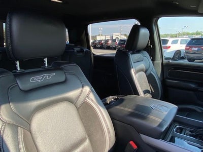 2022 RAM 1500 Laramie Crew Cab 4x4 5'7' Box