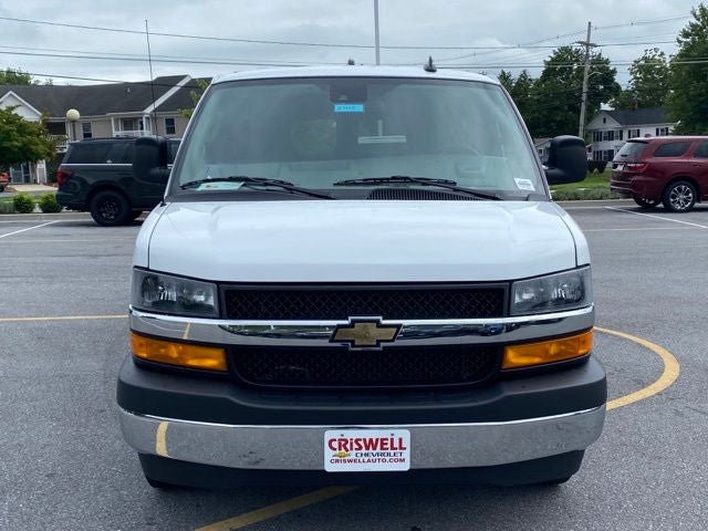 2025 Chevrolet Express Passenger RWD 3500 Extended Wheelbase LT