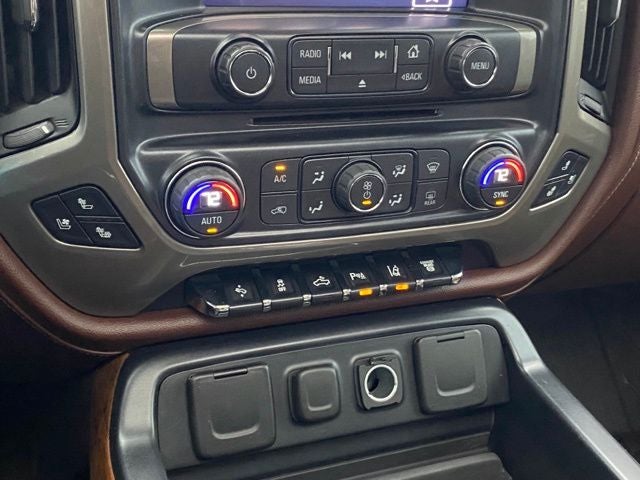 2016 Chevrolet Silverado 3500HD High Country