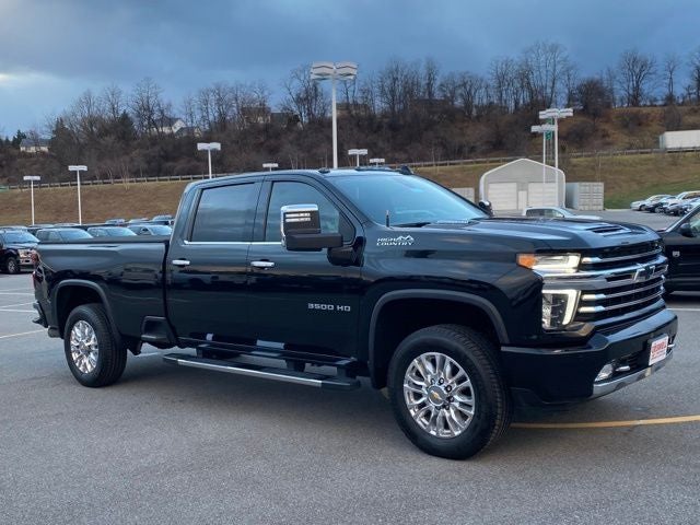 2023 Chevrolet Silverado 3500HD 4WD Crew Cab Long Bed High Country