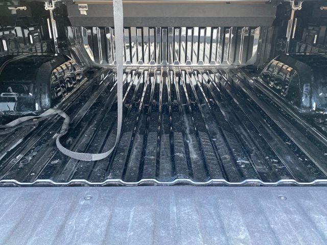 2023 Chevrolet Silverado 1500 4WD Crew Cab Short Bed LT with 2FL