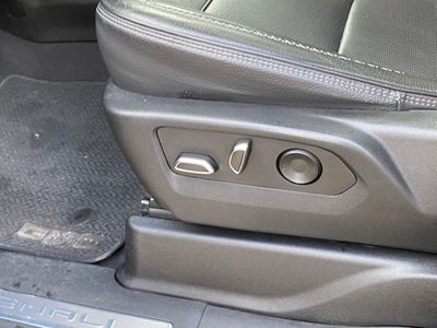 2023 GMC Yukon 4WD Denali