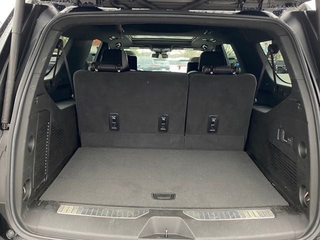 2023 GMC Yukon XL 4WD AT4