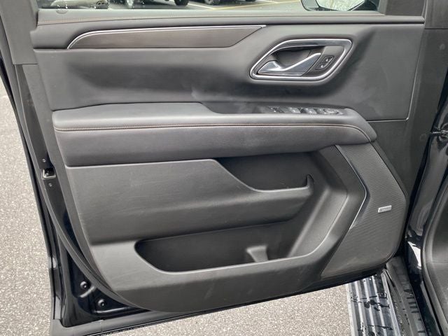 2023 GMC Yukon XL 4WD AT4