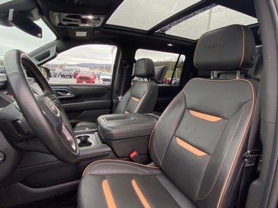 2023 GMC Yukon XL 4WD AT4