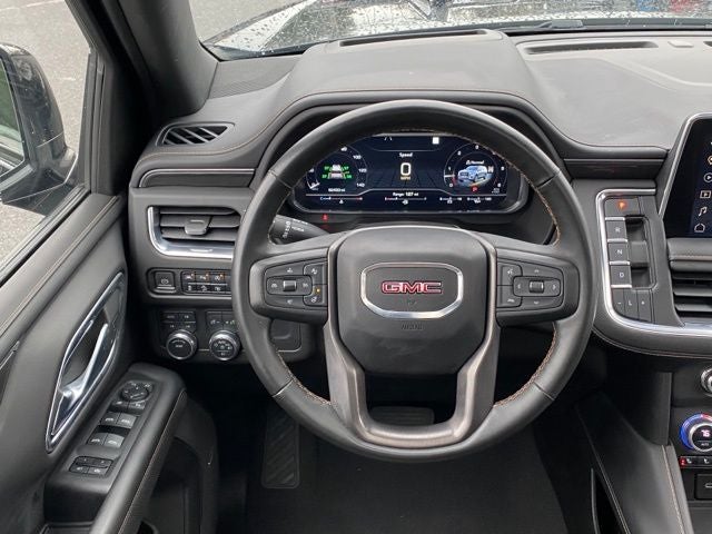 2023 GMC Yukon XL 4WD AT4