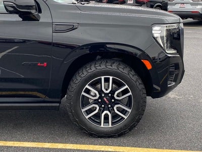 2023 GMC Yukon XL 4WD AT4