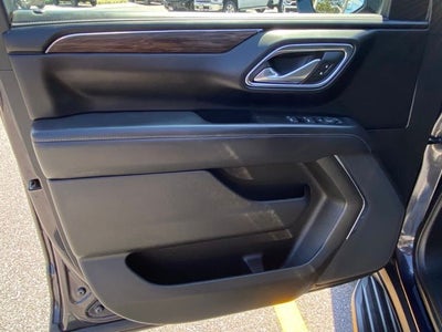 2023 Chevrolet Suburban 4WD LS