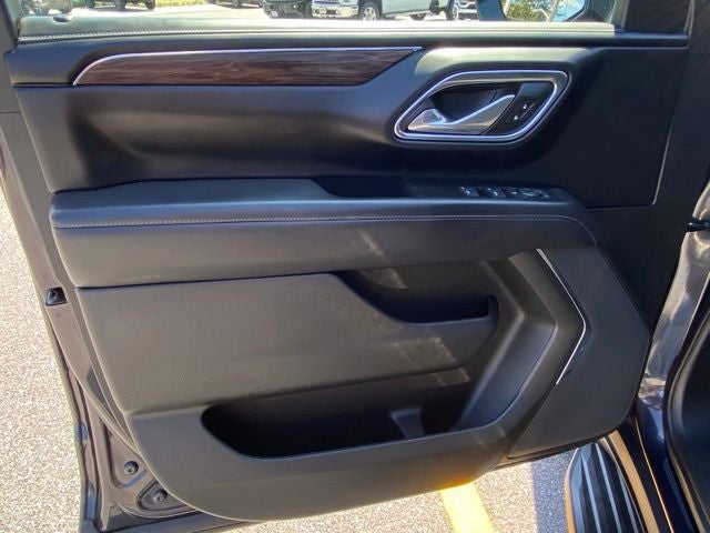 2023 Chevrolet Suburban 4WD LS
