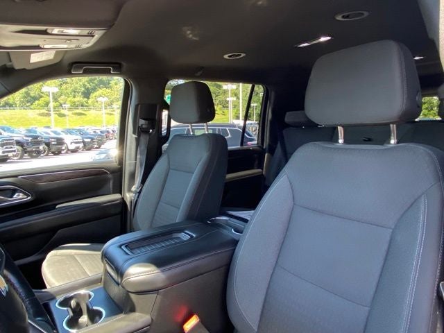 2023 Chevrolet Suburban 4WD LS