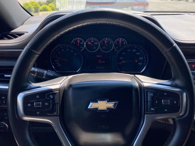 2023 Chevrolet Suburban 4WD LS