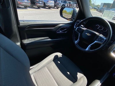 2023 Chevrolet Suburban 4WD LS