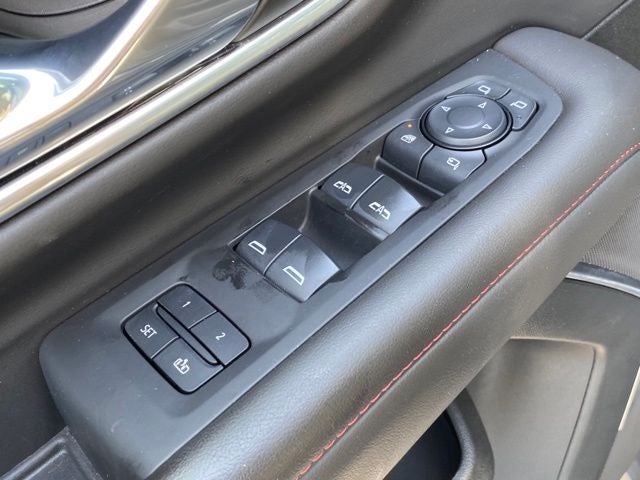 2024 Chevrolet Suburban 4WD RST