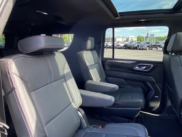 2024 Chevrolet Suburban 4WD RST