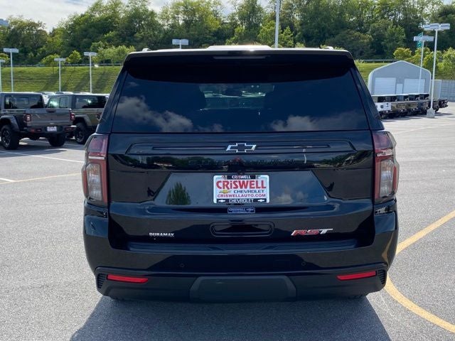 2024 Chevrolet Suburban 4WD RST