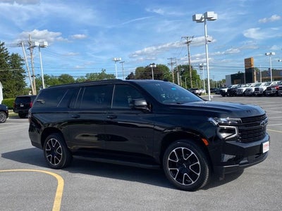 2024 Chevrolet Suburban 4WD RST