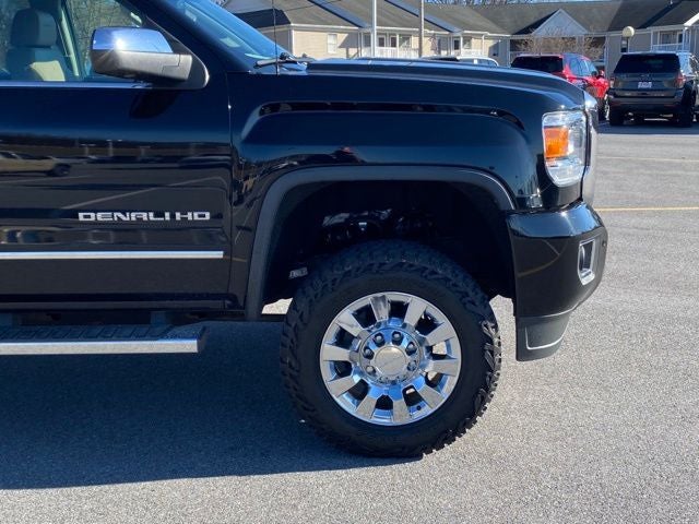 2017 GMC Sierra 2500HD Denali