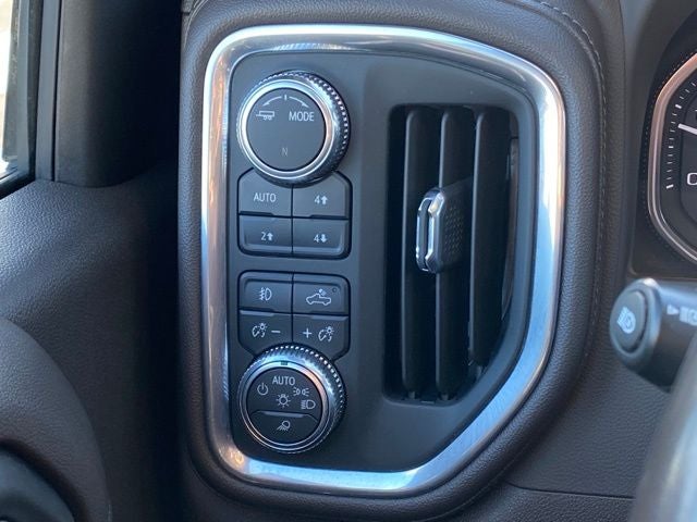 2023 GMC Sierra 2500HD 4WD Crew Cab Standard Bed Denali