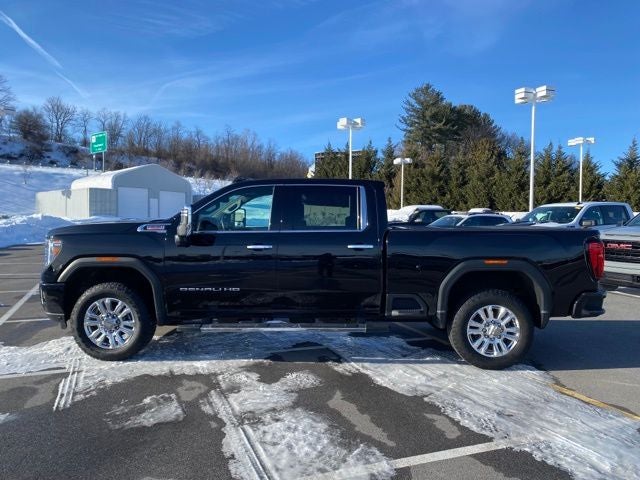 2023 GMC Sierra 2500HD 4WD Crew Cab Standard Bed Denali