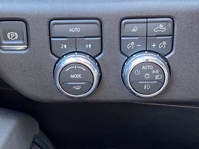 2026 GMC Sierra 1500 Crew Cab, Short Bed, SLT, 4WD