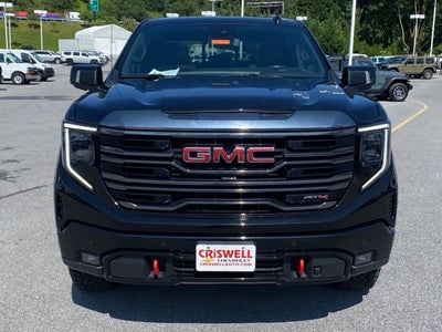 2023 GMC Sierra 1500 4WD Crew Cab Short Box AT4