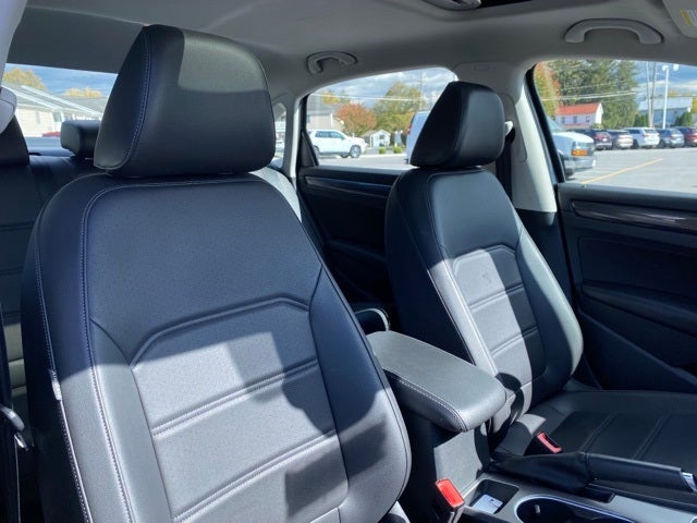 2020 Volkswagen Passat 2.0T R-Line