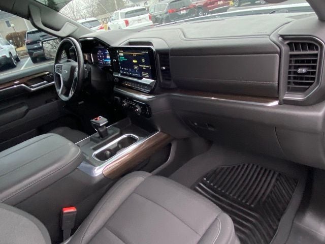 2023 Chevrolet Silverado 1500 4WD Crew Cab Short Bed RST