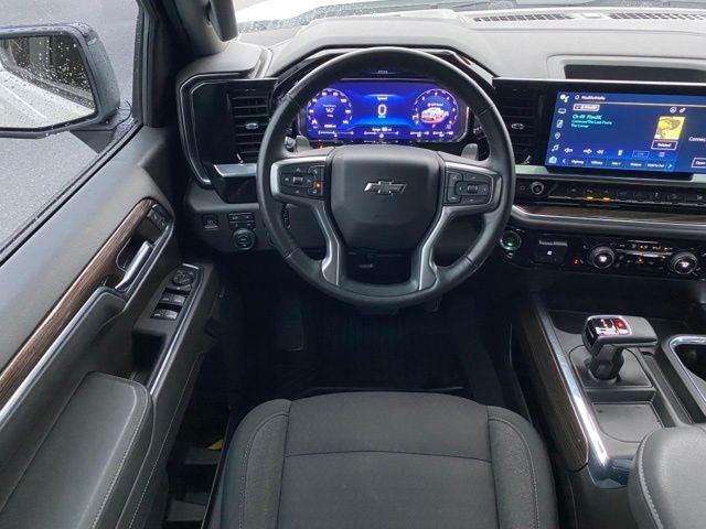 2023 Chevrolet Silverado 1500 4WD Crew Cab Short Bed RST