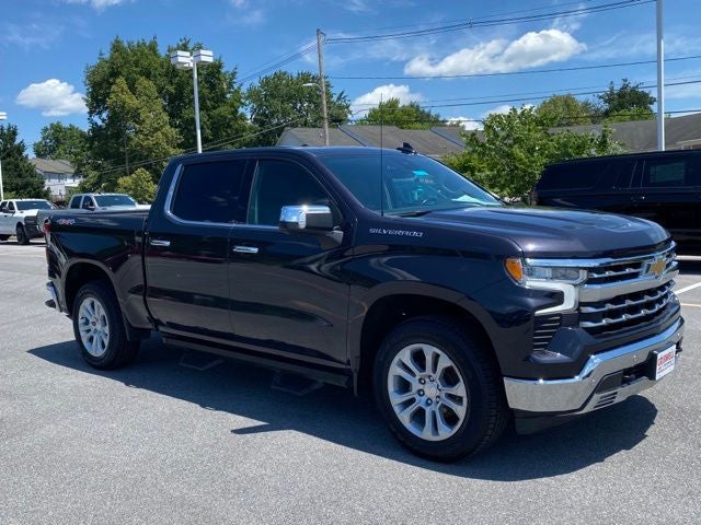 2023 Chevrolet Silverado 1500 4WD Crew Cab Short Bed LTZ