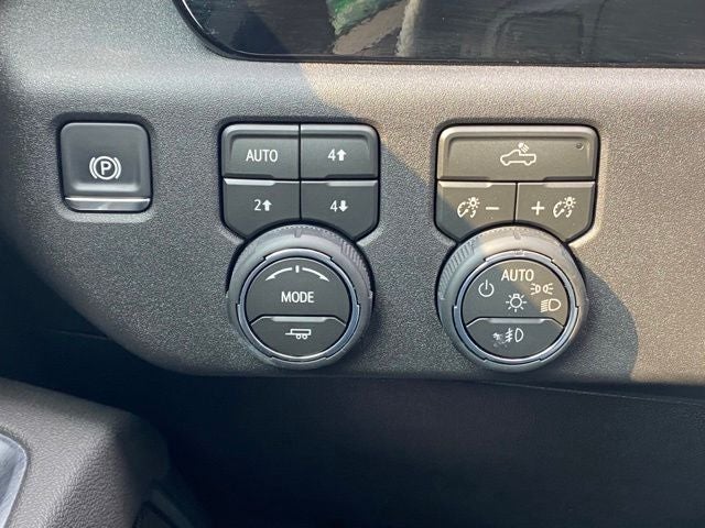 2026 Chevrolet Silverado 1500 4WD Crew Cab Short Bed RST