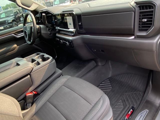 2026 Chevrolet Silverado 1500 4WD Crew Cab Short Bed RST