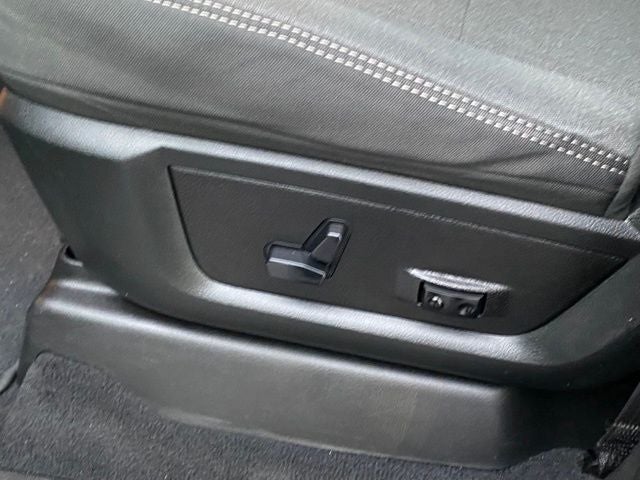 2019 RAM 3500 Big Horn Crew Cab 4x4 6'4' Box