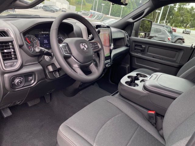 2025 RAM 2500 Tradesman Crew Cab 4x4 6'4' Box