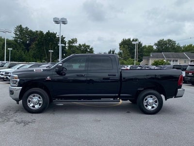 2025 RAM 2500 Tradesman Crew Cab 4x4 6'4' Box