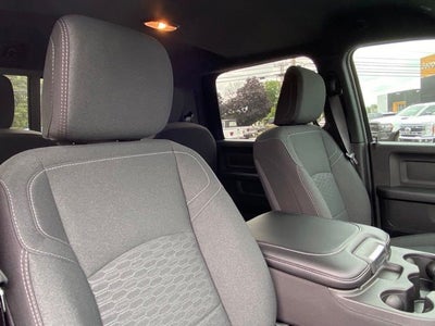 2025 RAM 2500 Tradesman Crew Cab 4x4 6'4' Box