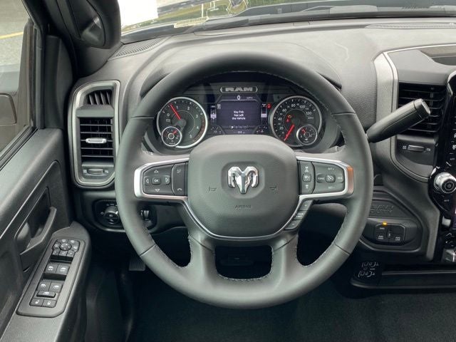 2025 RAM 2500 Tradesman Crew Cab 4x4 6'4' Box