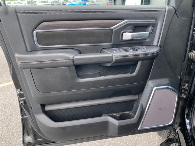 2025 RAM 2500 Laramie Crew Cab 4x4 6'4' Box