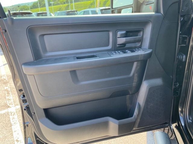 2025 RAM 2500 Tradesman Crew Cab 4x4 8' Box