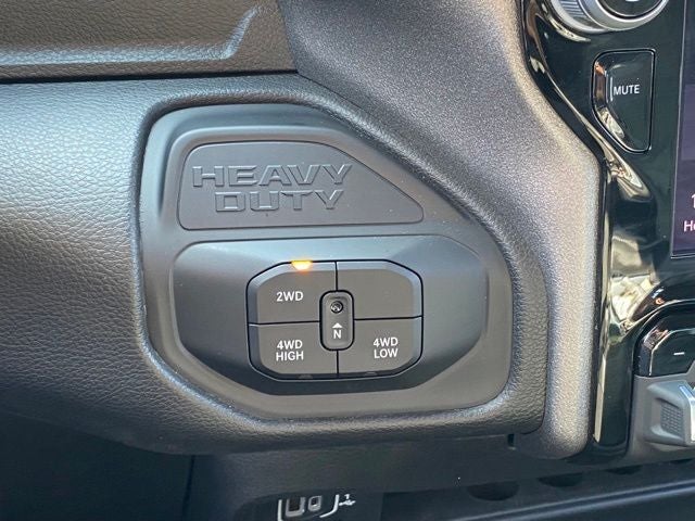 2025 RAM 2500 Tradesman Crew Cab 4x4 8' Box