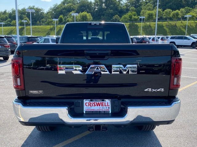 2025 RAM 2500 Tradesman Crew Cab 4x4 8' Box