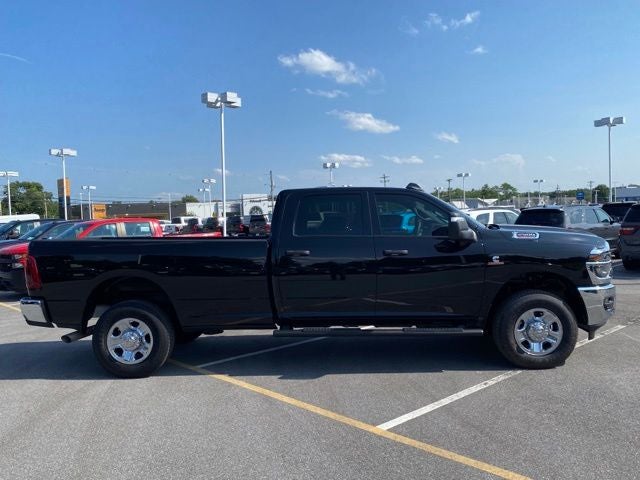 2025 RAM 2500 Tradesman Crew Cab 4x4 8' Box