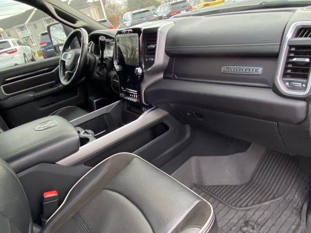 2023 RAM 3500 Laramie Crew Cab 4x4 8' Box