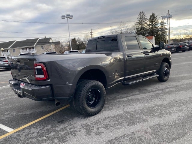 2023 RAM 3500 Laramie Crew Cab 4x4 8' Box