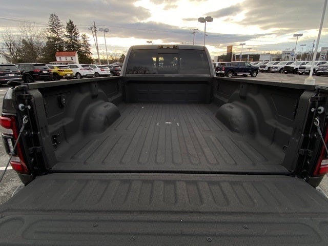 2023 RAM 3500 Laramie Crew Cab 4x4 8' Box